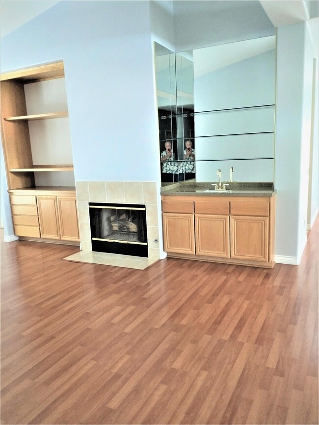 Building Photo - 78724 Como Ct