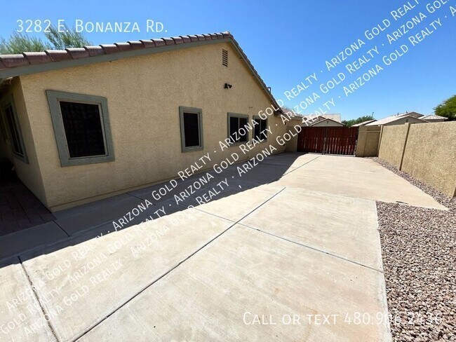 Building Photo - 3282 E Bonanza Rd