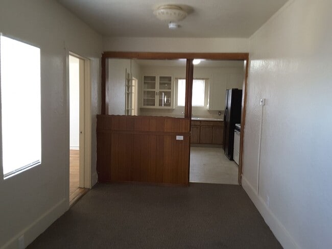 Building Photo - ONLY $1,600 PER MONTH FOR THIS SUPER CUTE, SINGLE FAMILY HOME WITH FINISHED BASEMENT - VERY CLOSE...