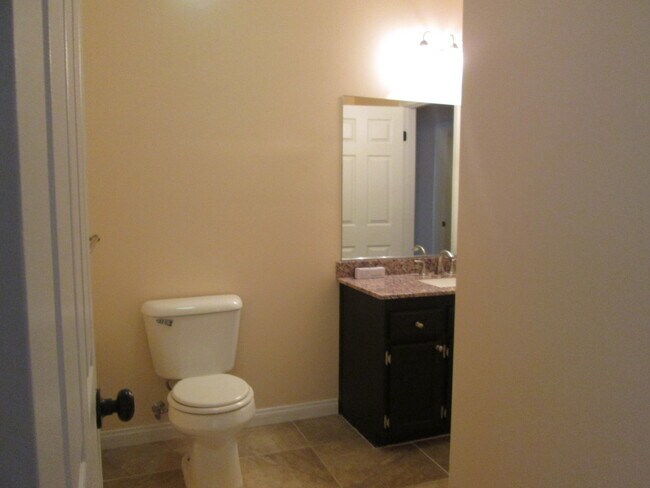 Building Photo - Oswell Park Gated Community COMING SOON!