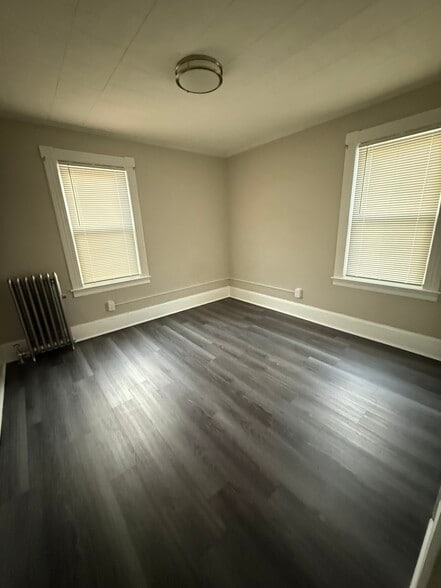 Spacious Bedroom 2. for Queen size bed and other amenities - 46 Mooreland St