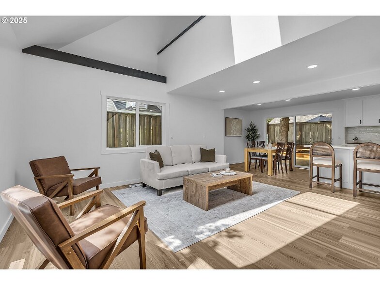 Building Photo - 5375 NW Edgebrook Pl
