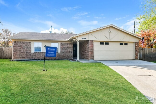 Building Photo - 6254 Martha Ct