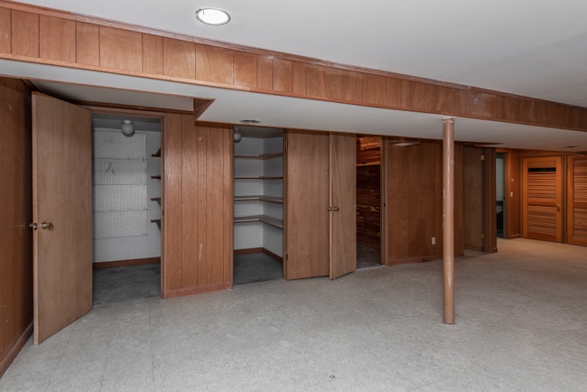 Building Photo - 1014 Romine Dr