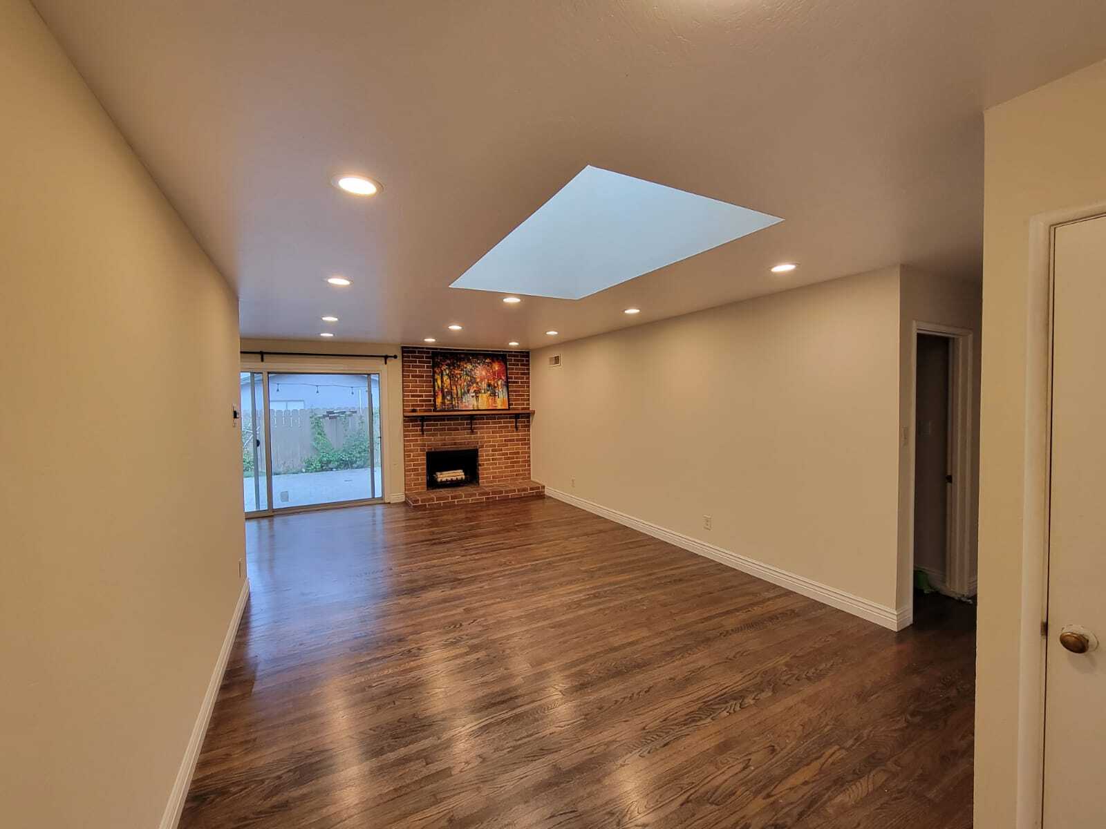 Building Photo - 4380 Entrada Dr