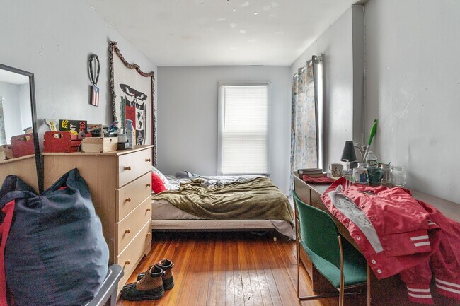 Building Photo - 5 Arthur St