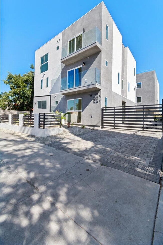 Primary Photo - 2638 Virginia Rd