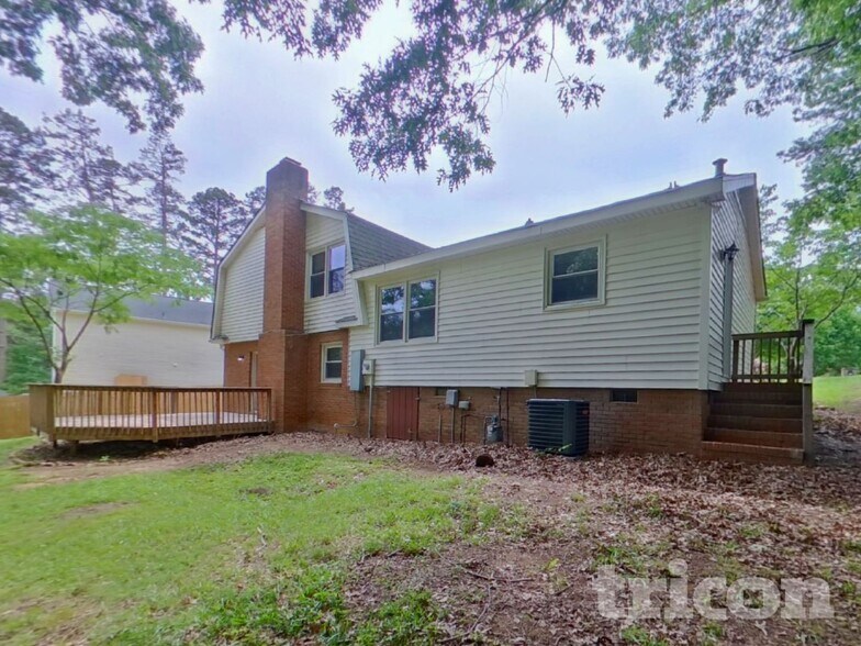 Building Photo - 6010 Sullins Rd