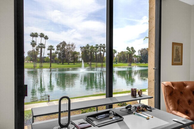 Building Photo - 910 Island Dr