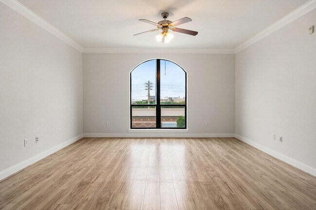 Building Photo - 2299 Lone Star Dr