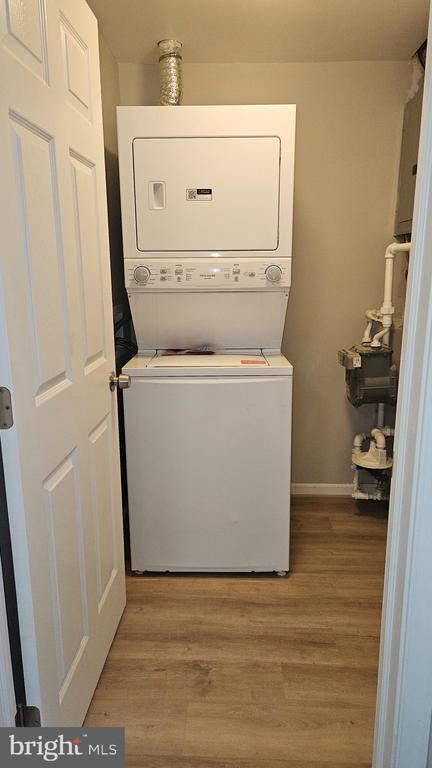 Building Photo - 2015 Dineen Dr