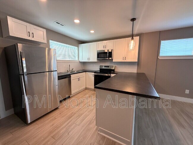 Building Photo - 101 Lacy Ln