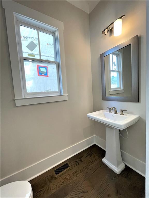 Building Photo - 892 Mayfield Rd