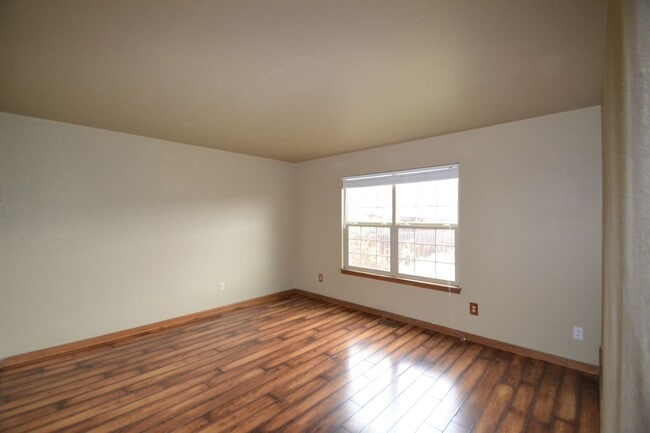 Building Photo - 830 Dancing Horse Dr