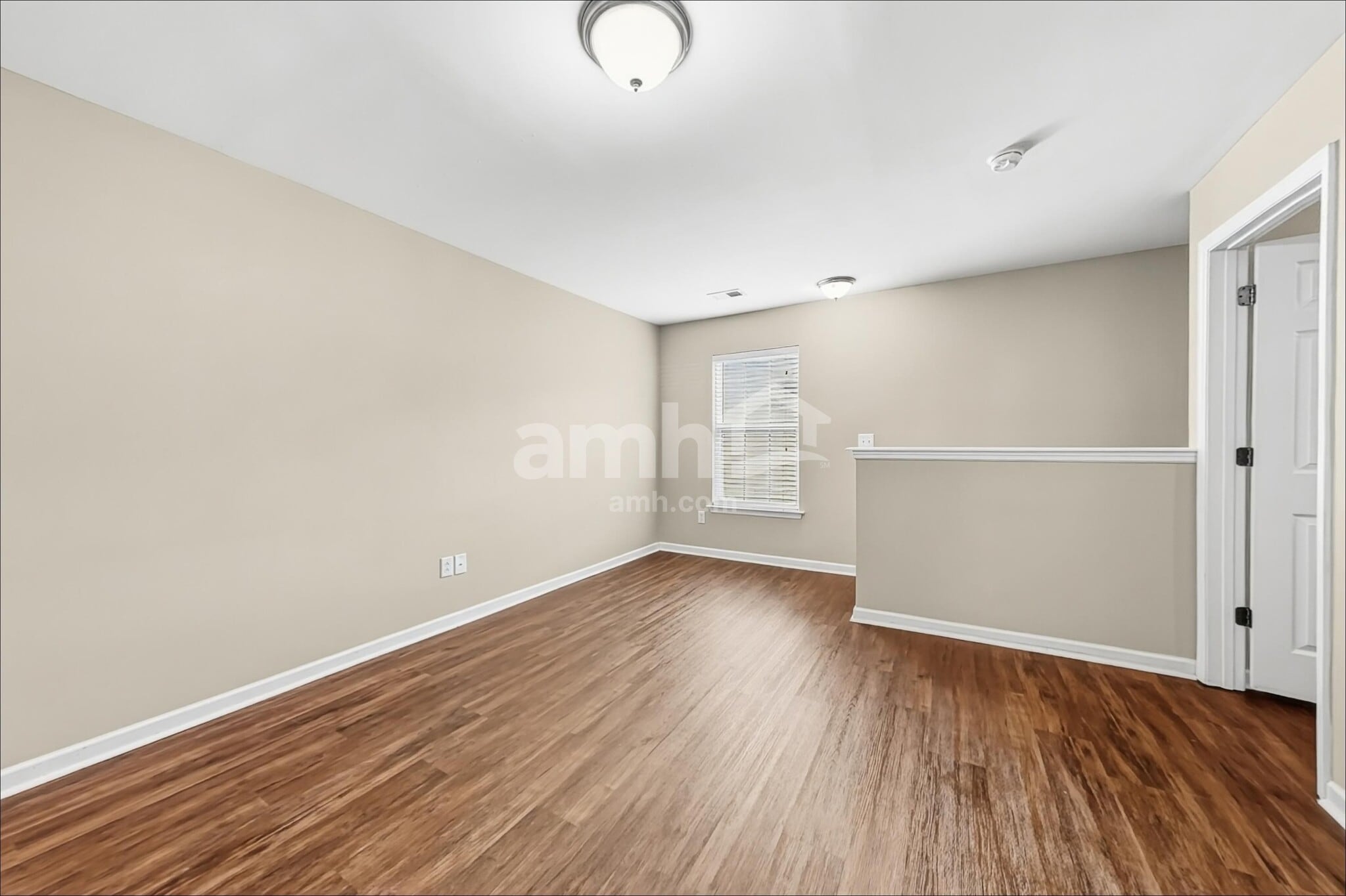 Building Photo - 314 Southwilde Way