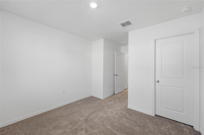 Building Photo - 2791 Raindrop Run St