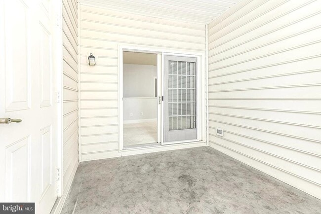 Building Photo - 15158 Kentshire Dr