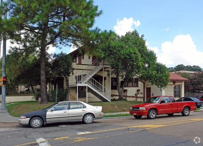 Primary Photo - 855 St Ferdinand St