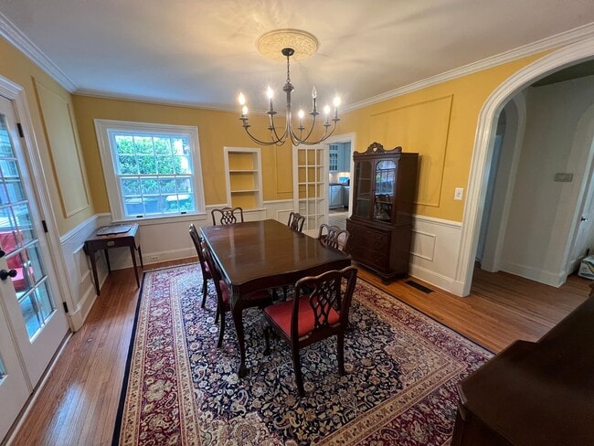 Building Photo - Gorgous 4 Bed 3.3 Bath house in the Sedgef...