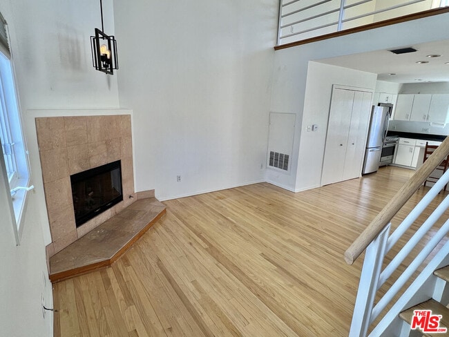 Building Photo - 311 Hill St