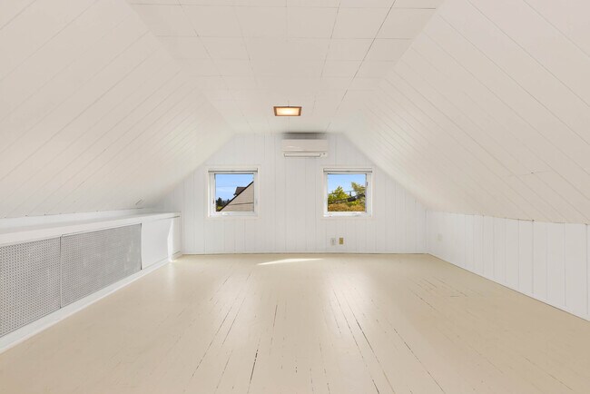 Building Photo - 8502 15th Ave NE