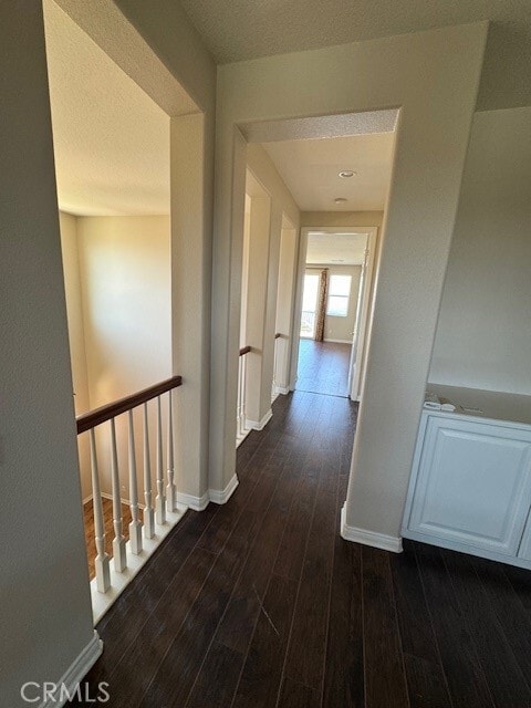 Building Photo - 16034 Skyridge Dr