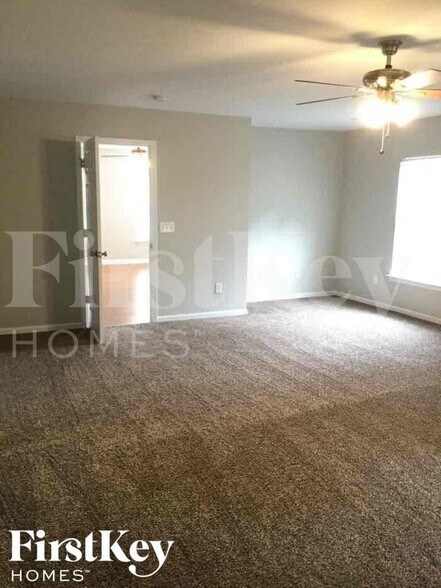 Building Photo - 123 Salt Meadow Ln