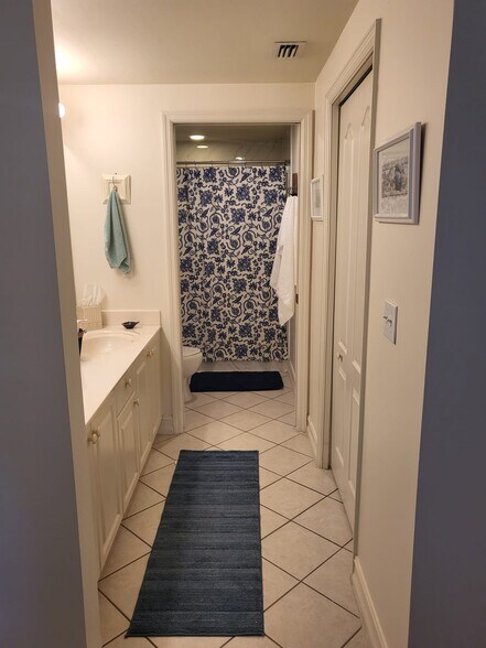 Building Photo - 7821 Great Heron Way