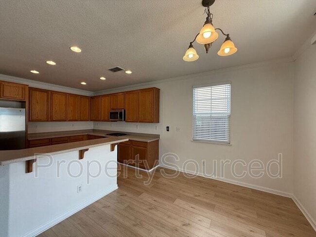 Building Photo - 17482 Ferndale St