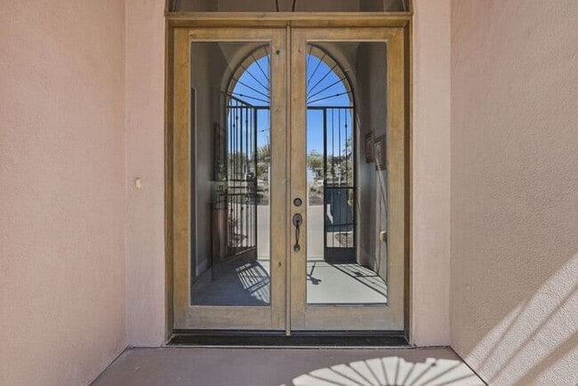 Building Photo - 5405 N Houghton Rd