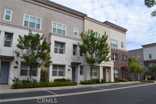 Building Photo - 149 E Commercial St