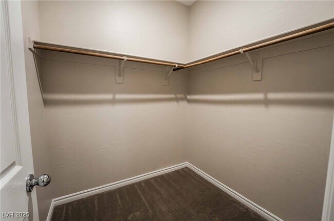 Building Photo - 3115 Mossfield Ave