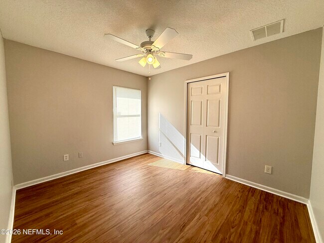 Building Photo - 1701 Covington Ln