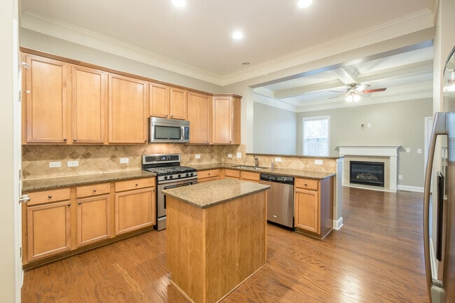 Building Photo - 3633 Ashcroft Bend