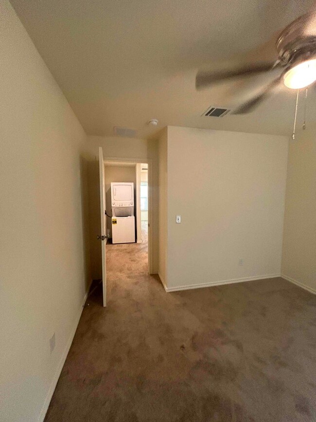 Building Photo - $1500 for an 18 month lease, PLUS $250 Adm...