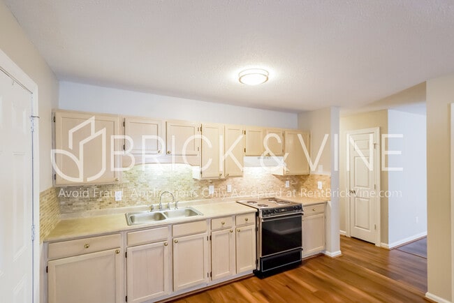 Building Photo - 2818 Avenue G