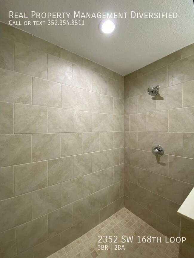 Building Photo - 2352 SW 168th Loop