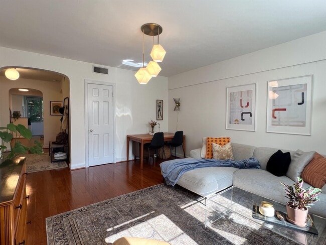 Building Photo - 6718 3rd St NW