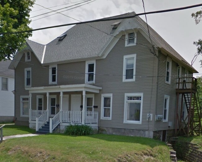 Primary Photo - 47 Fairview St