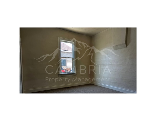 Building Photo - Charming 4-BR Home in Midvale