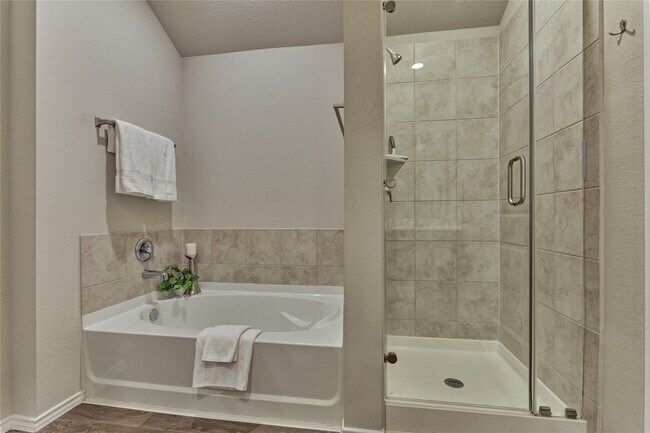 Building Photo - 13959 Leigh Lake Ln