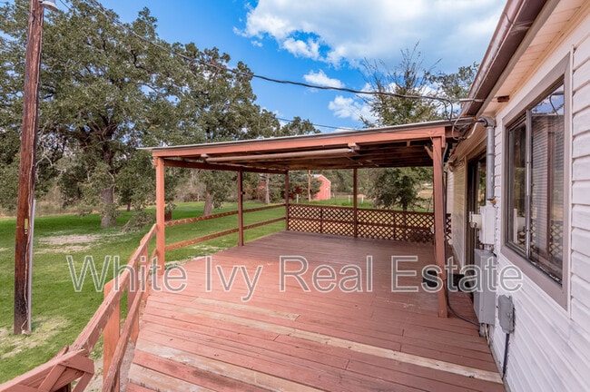 Building Photo - 30 Allen Rd