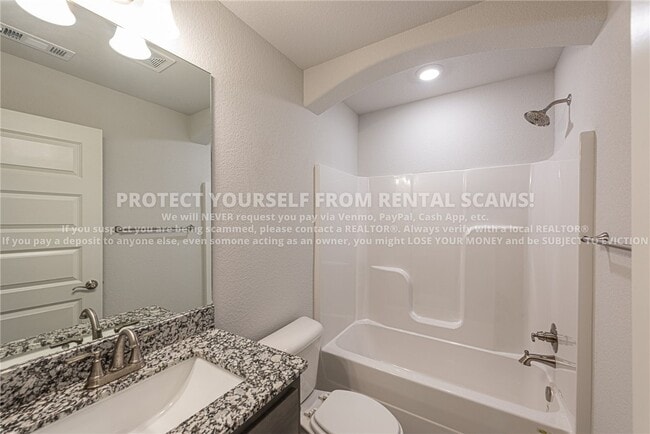 Building Photo - 4375 W Topeka Ave