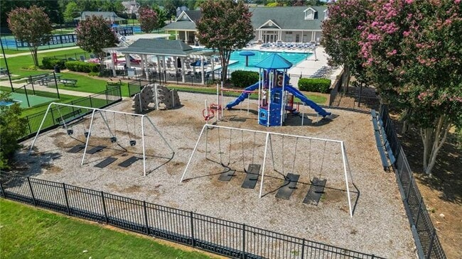 Building Photo - 4341 Links Blvd