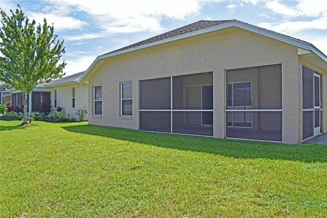 Building Photo - 14499 Tamarind Loop