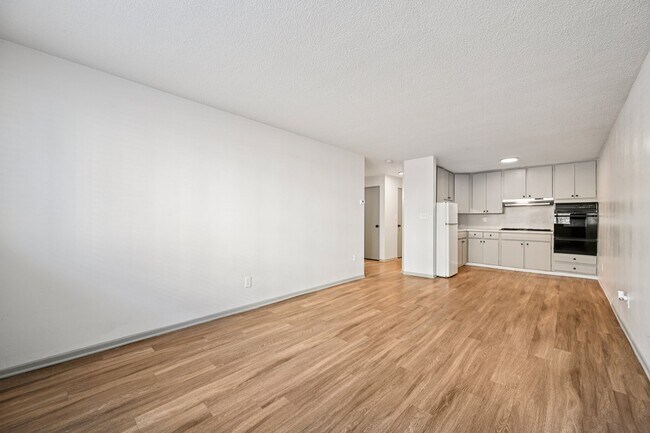 68-web-or-mls-1545 Quitman St Unit 105-S1612-010 - Flats at Sloan's Lake West