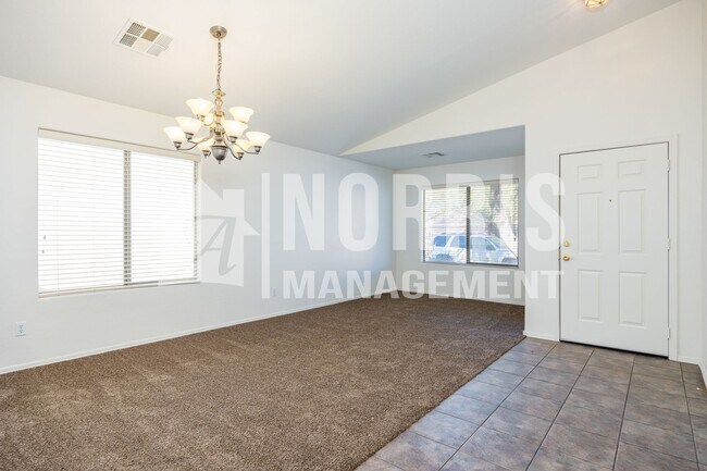 Building Photo - Beautiful Home with a Freshly Updated Pool...