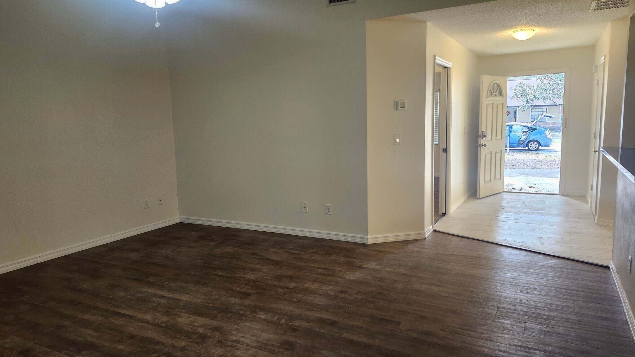 Building Photo - 7413 Mead Dr