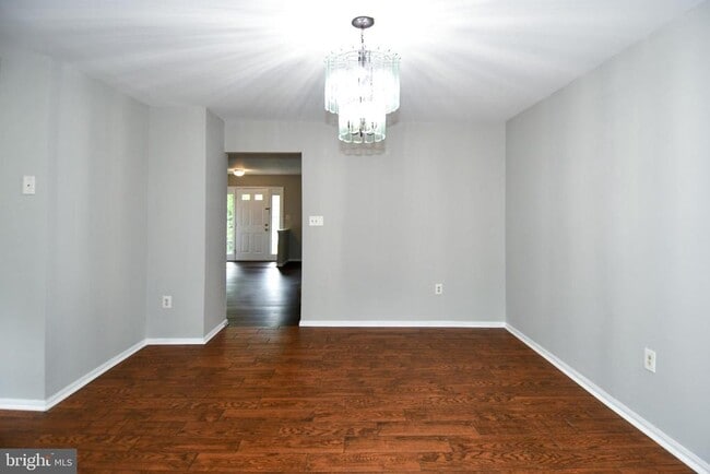 Building Photo - 13216 Country Ridge Dr