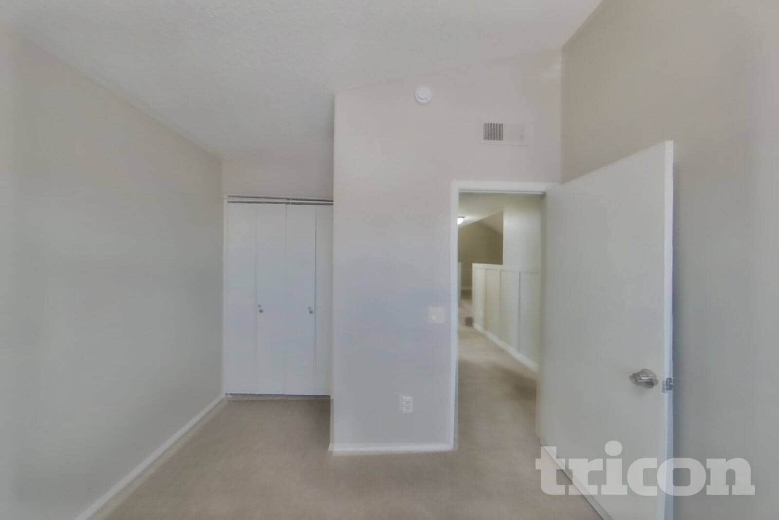 Building Photo - 6340 W Mercer Ln
